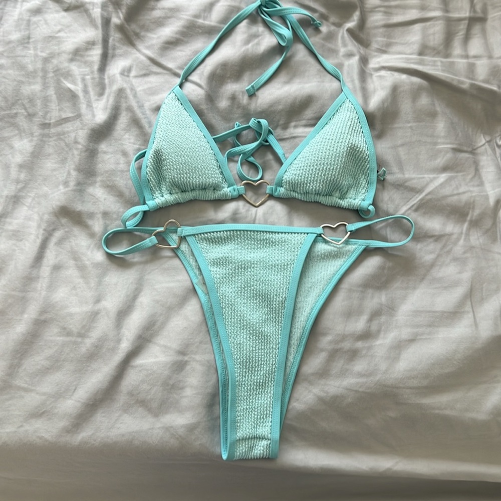 2 piece bikini🩵 - Picture 2 of 4
